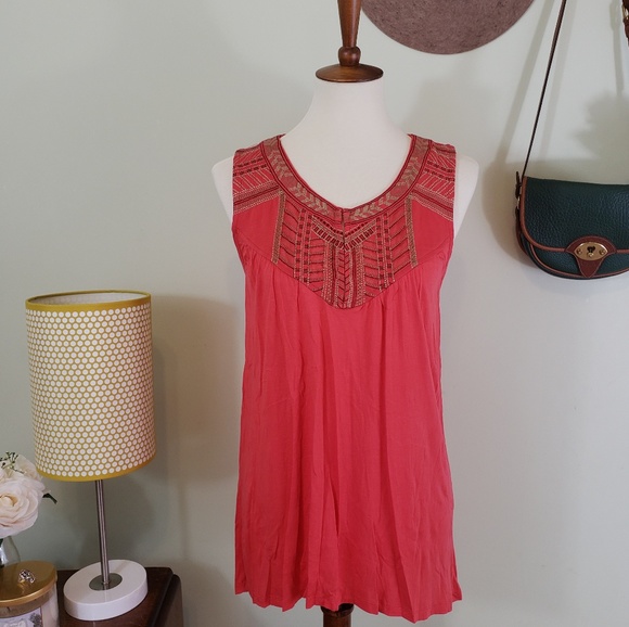 Bobeau Coral Embroidered Sleeveless Blouse NWOT - Picture 1 of 6